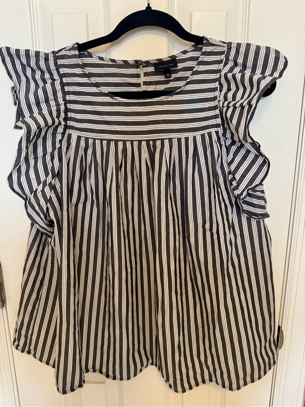 Who What Wear Black & White Striped Flutter Sleeve Top